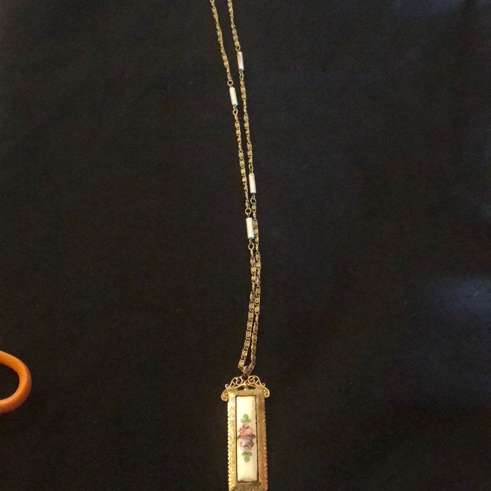 VINTAGE NECKLACE - Picture 2 of 7
